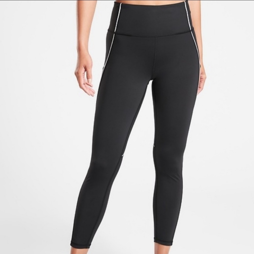 ATHLETA Tailwind Reflective 7/8 Tight